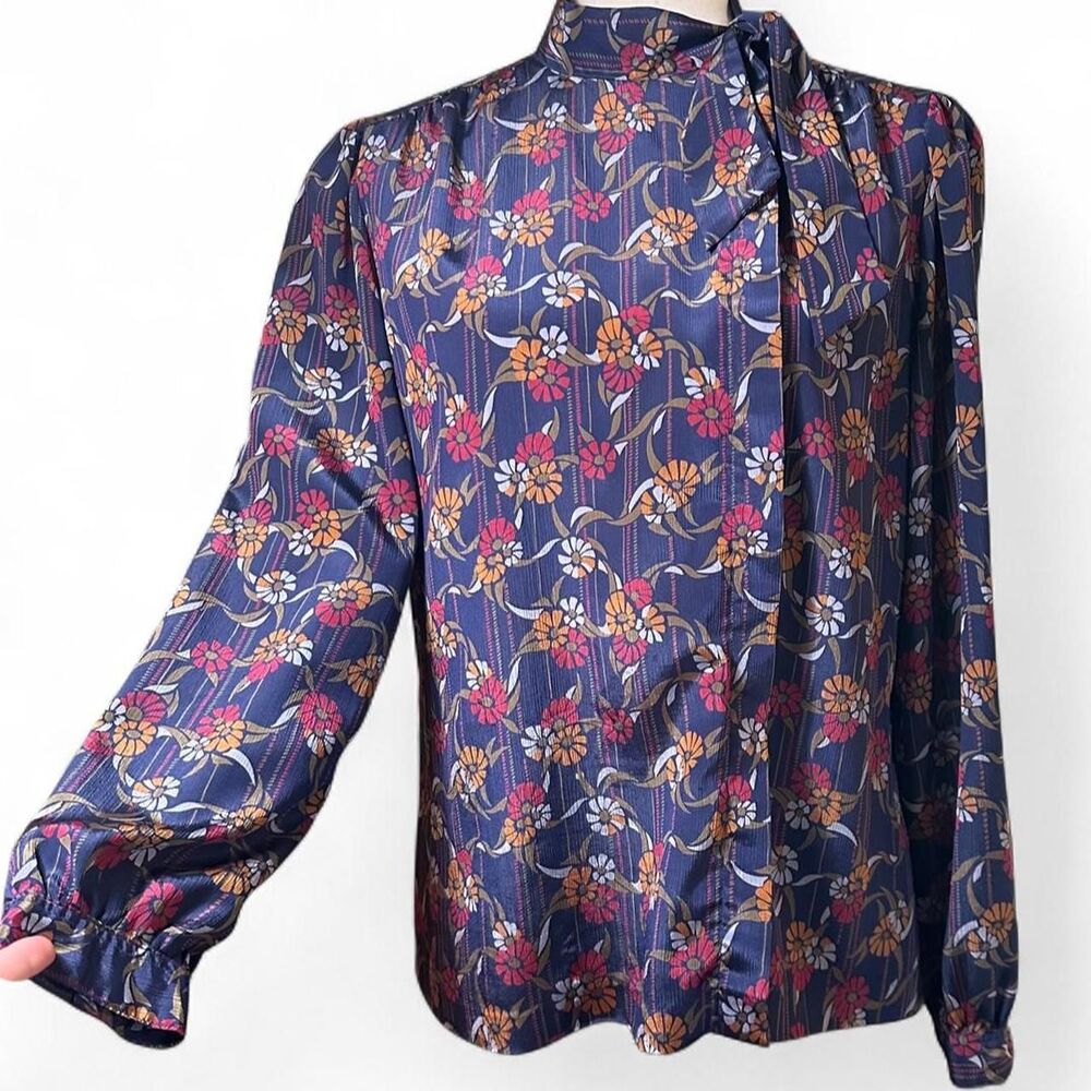 True Vintage 70s Panther Bow Mock Neck Lightweight Navy Floral Blouse
